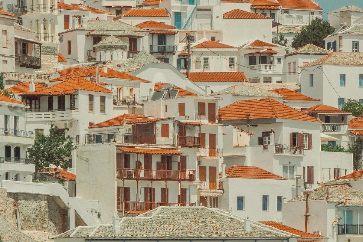 Το ελληνικό νησί που αποθεώνεται διεθνώς και μπαίνει στο Top των προορισμών για το 2026