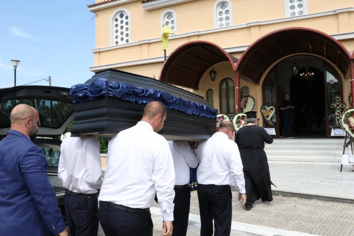 Τάκης Γκώνιας: Το τελευταίο «αντίο» στον παλαίμαχο ποδοσφαιριστή στη Λιβαδειά - Ο παλαίμαχος αθλητής έφυγε από τη ζωή στα 54 του χρόνια