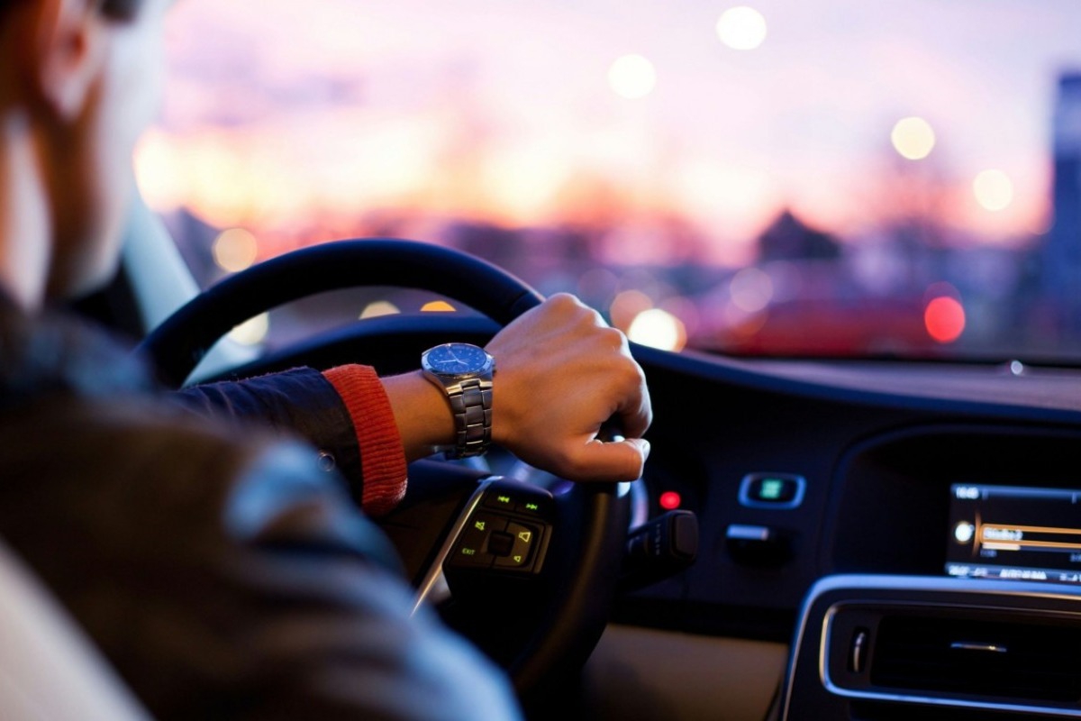 Σοκ στη Θεσσαλονίκη: 22χρονος έτρεχε με 167 χιλιόμετρα στη Μουδανιών - Ρίσκαρε ζωές για την αδρεναλίνη – Το ανώτατο όριο στον συγκεκριμένο δρόμο είναι τα 90 χιλιόμετρα