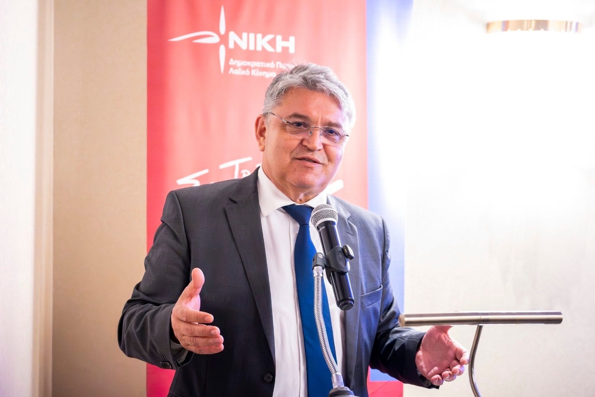Δημήτρης Νατσιός: «Πετάξαμε τη μάνα έξω από το σπίτι - Δεν είναι χειραφέτηση, είναι σκλαβιά» - Ο πρόεδρος της Νίκης απέδωσε τα χαμηλά αποτελέσματα της PISA και το δημογραφικό πρόβλημα στην εργασία των μητέρων εκτός σπιτιού.