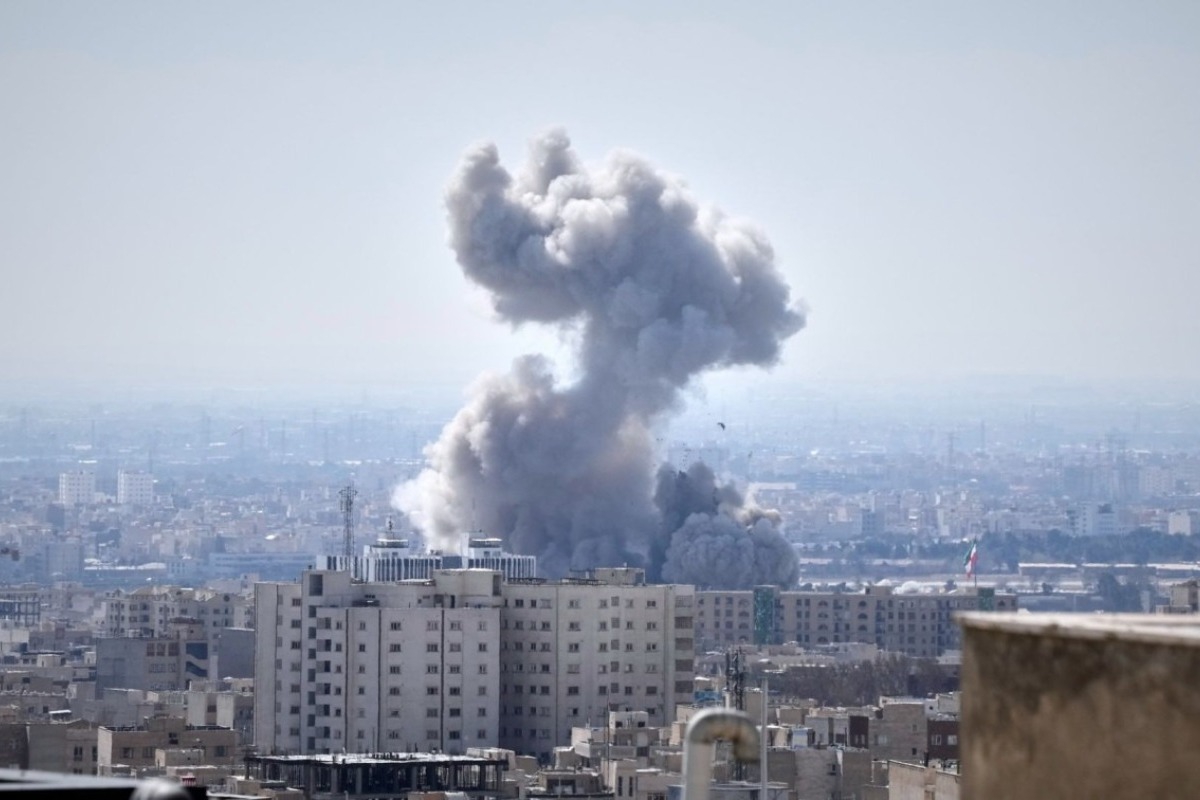 CNN: Καταρρίφθηκαν ιρανικά βομβαρδιστικά δύο λεπτά πριν την επίθεση σε βάση των ΗΠΑ στο Κατάρ - Τα ιρανικά αεροσκάφη βρίσκονταν «δύο λεπτά» μακριά από τους στόχους τους - Στη βάση βρίσκονται συνήθως 10.000 Αμερικανοί στρατιώτες