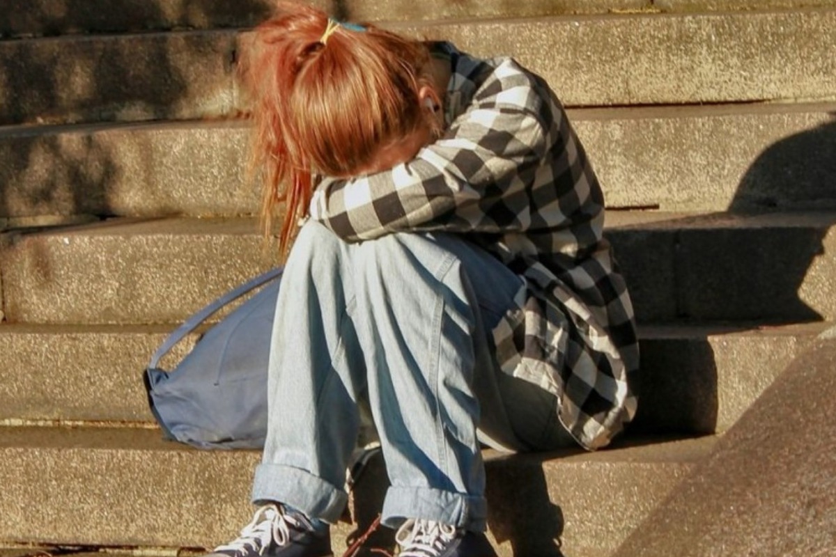 Αίγινα: 16χρονη πήγε στο σχολείο της με σουγιά γιατί δεν άντεχε το bullying των συμμαθητών της