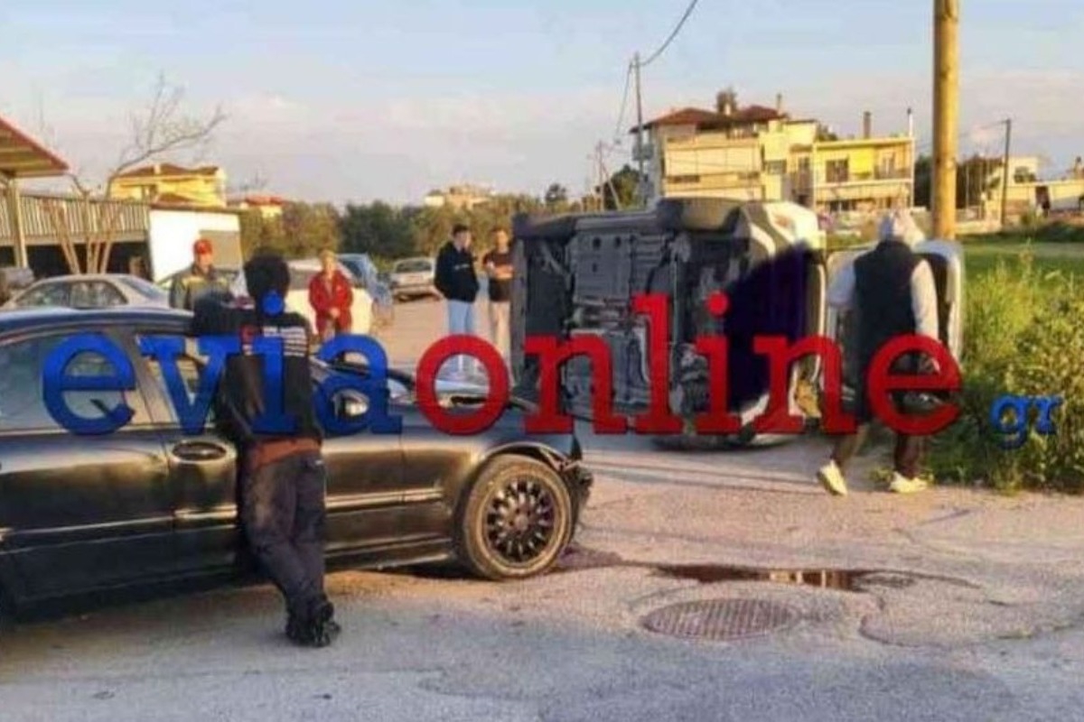 Τροχαίο στην Εύβοια: Σφοδρή σύγκρουση οχημάτων, δύο τραυματίες - Δύο αυτοκίνητα συγκρούστηκαν, με αποτέλεσμα να τραυματιστούν δύο επιβαίνοντες