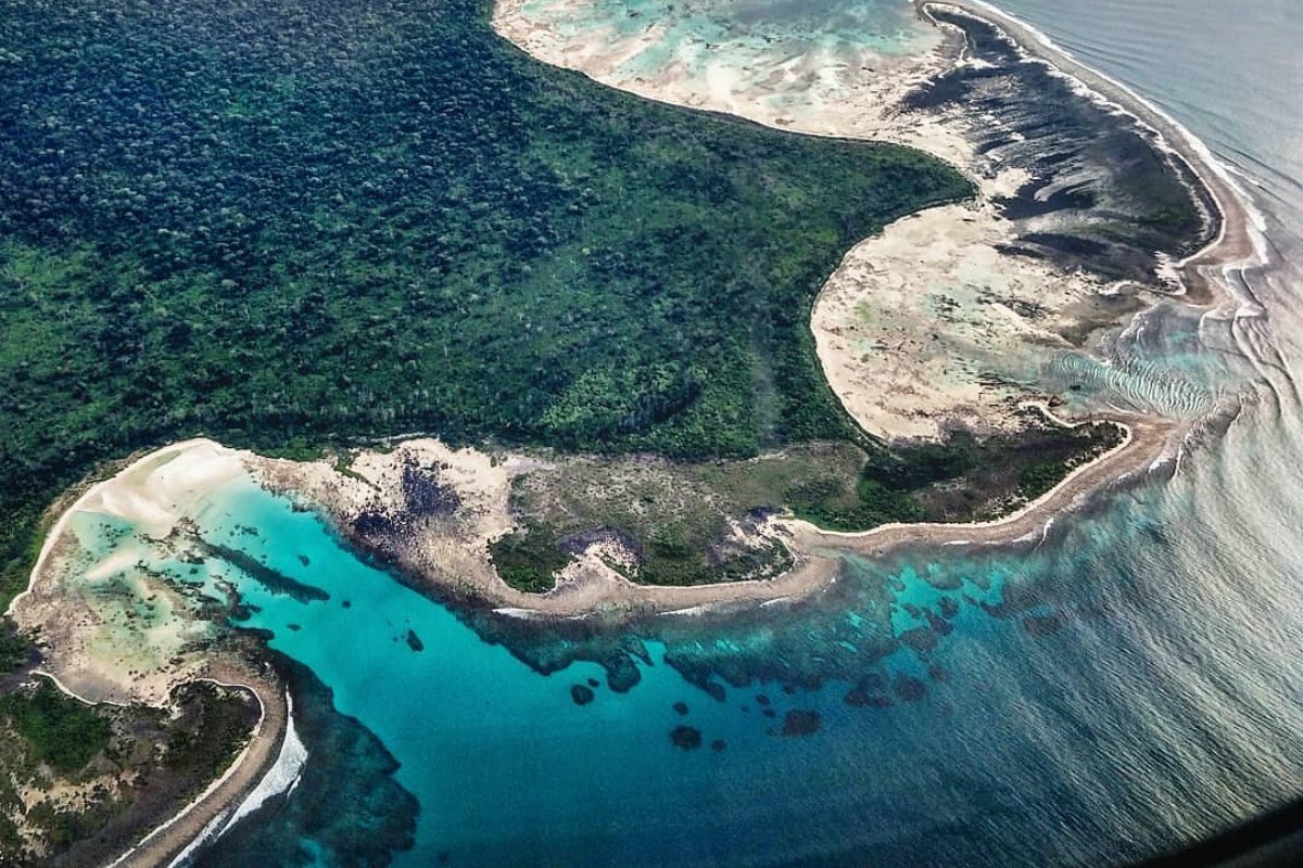 Το νησί που κανείς δεν επιτρέπεται να πατήσει: Η φυλή που διώχνει τους ξένους με τόξα και βέλη