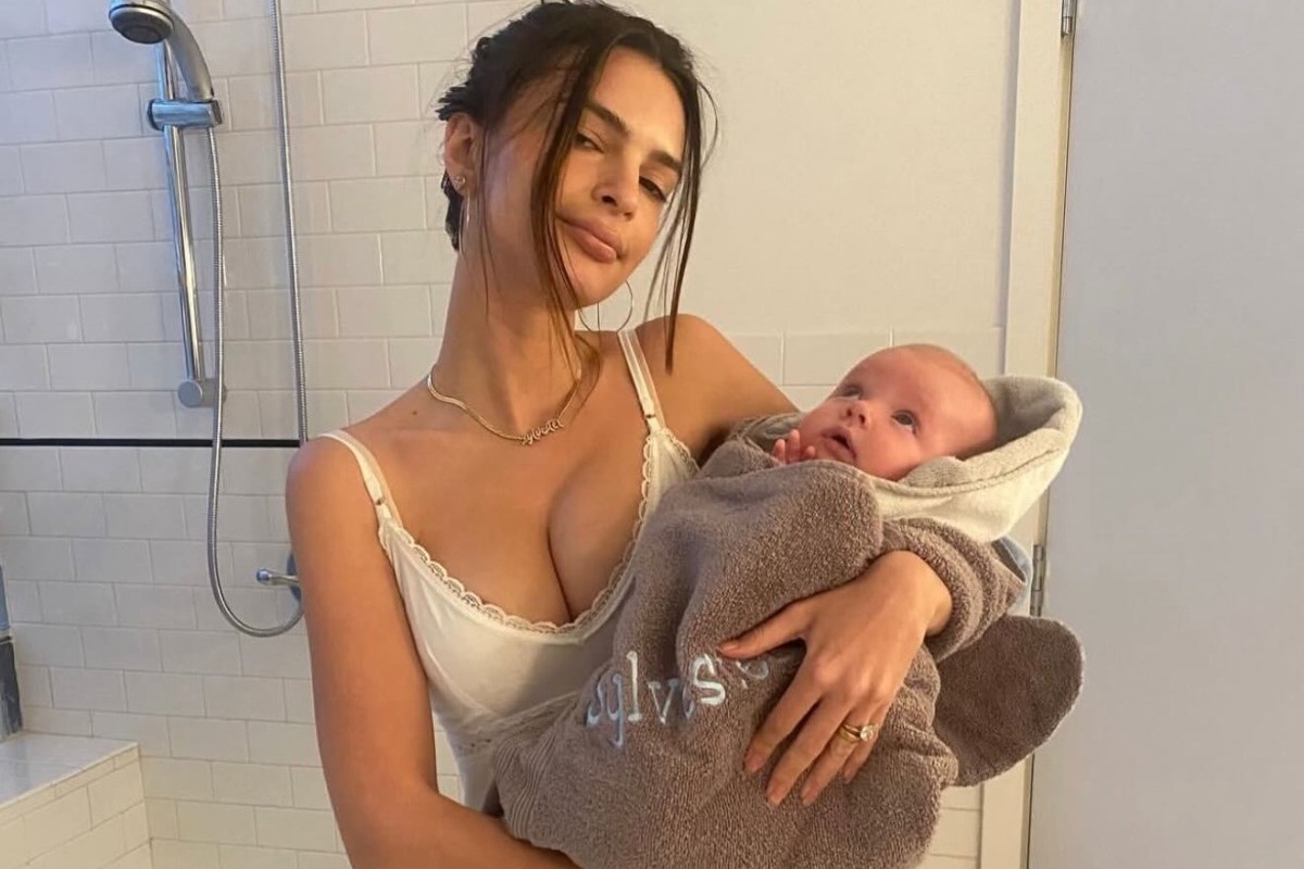 Η Emily Ratajkowski μίλησε για τον μεγαλύτερο φόβο κάθε γυναίκας και το internet πήρε φωτιά