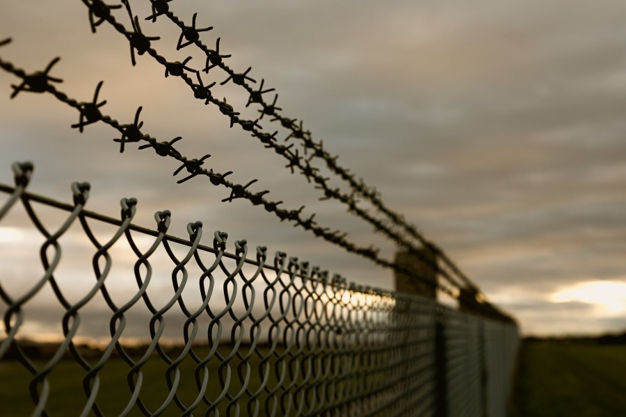 Φυλακές Μαλανδρίνου: Συνελήφθησαν 17 έγκλειστοι – Κατασχέθηκαν μαχαίρια, ναρκωτικά και κινητά