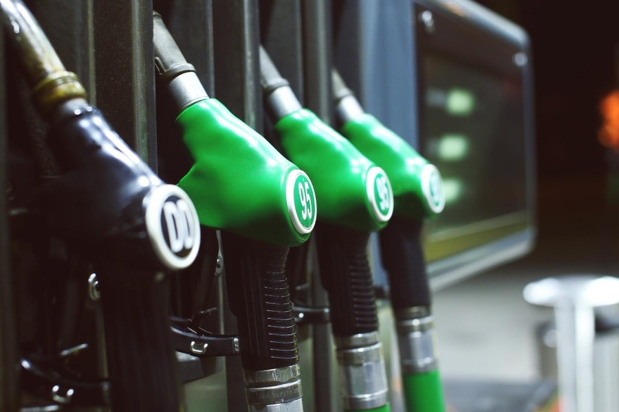 Ψηφιακή κάρτα καυσίμων: Ποιοι είναι οι 3,1 εκατομμύρια δικαιούχοι