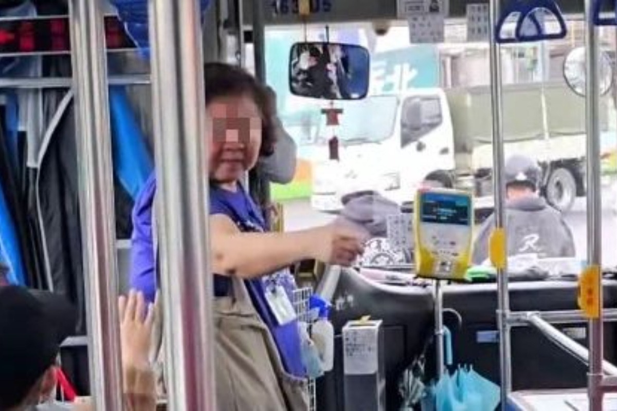 Ταϊβάν: Οδηγός λεωφορείου ξέσπασε σε κλάματα ‑ Διαφώνησε με επιβάτιδα για μια στάση