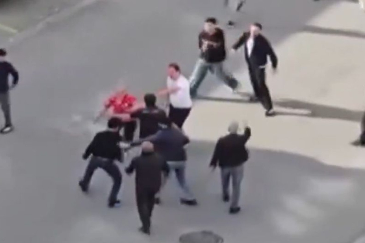 Τουρκία: Μάνα με παντόφλα χώρισε δύο ομάδες αγοριών μετά από άγρια συμπλοκή ‑ Βίντεο