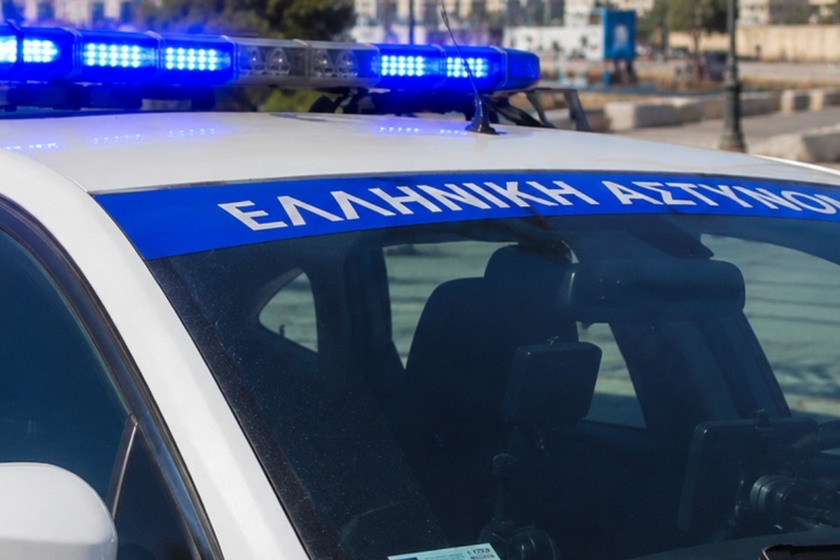 Ληστεία με δράστες παιδιά στο Μενίδι: 16χρονη και 8χρονος έκλεψαν πεθερά βουλευτή