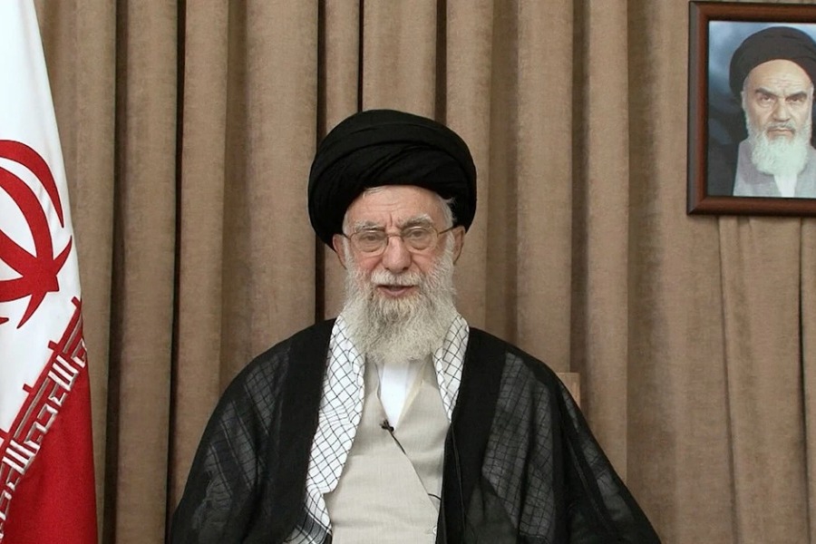 Πώς το Ισραήλ παρέσυρε τον Αγιατολάχ στον θάνατο με παγίδα ψεύτικου δείπνου Σαμπάτ και τον εξόντωσε με πύραυλο από το διάστημα - Λεπτομέρειες για την επιχείρηση ΗΠΑ – Ισραήλ που οδήγησε στη δολοφονία του Αλί Χαμενεΐ στην Τεχεράνη