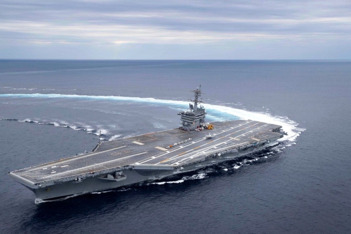 Οι Φρουροί της Επανάστασης ισχυρίστηκαν ότι έπληξαν το αεροπλανοφόρο «Αβραάμ Λίνκολν» με drones - Το σώμα των Φρουρών είχε ήδη ισχυριστεί το Σάββατο ότι το έπληξε με βαλλιστικούς πυραύλους, κάτι που το Πεντάγωνο αρνήθηκε