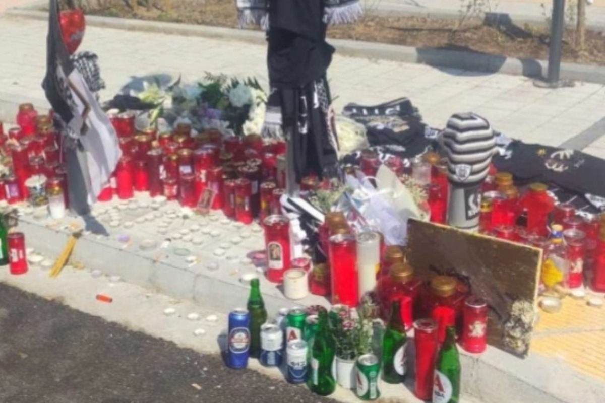 Συγκλονίζει η μητέρα του 20χρονου Κλεομένη: Η τυφλή οπαδική βία μου στέρησε τον κόσμο μου όλο - «Μην αφήνετε τη σιωπή να καλύπτει το έγκλημα που μου στέρησε το παιδί μου» ανέφερε μεταξύ άλλων η μητέρα του 20χρονου