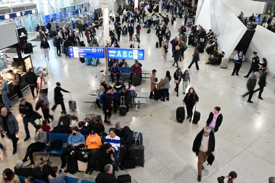 Μπλακ άουτ στο FIR Αθηνών: Τι προκάλεσε αυτόν τον «διαρκή θόρυβο» στις συχνότητες - Ο διοικητής της ΥΠΑ εξηγεί τι συνέβη στα ελληνικά αεροδρόμια πριν πέντε ημέρες, σύμφωνα με τα στοιχεία που έχει η Υπηρεσία, επισημαίνοντας πως δεν υπή