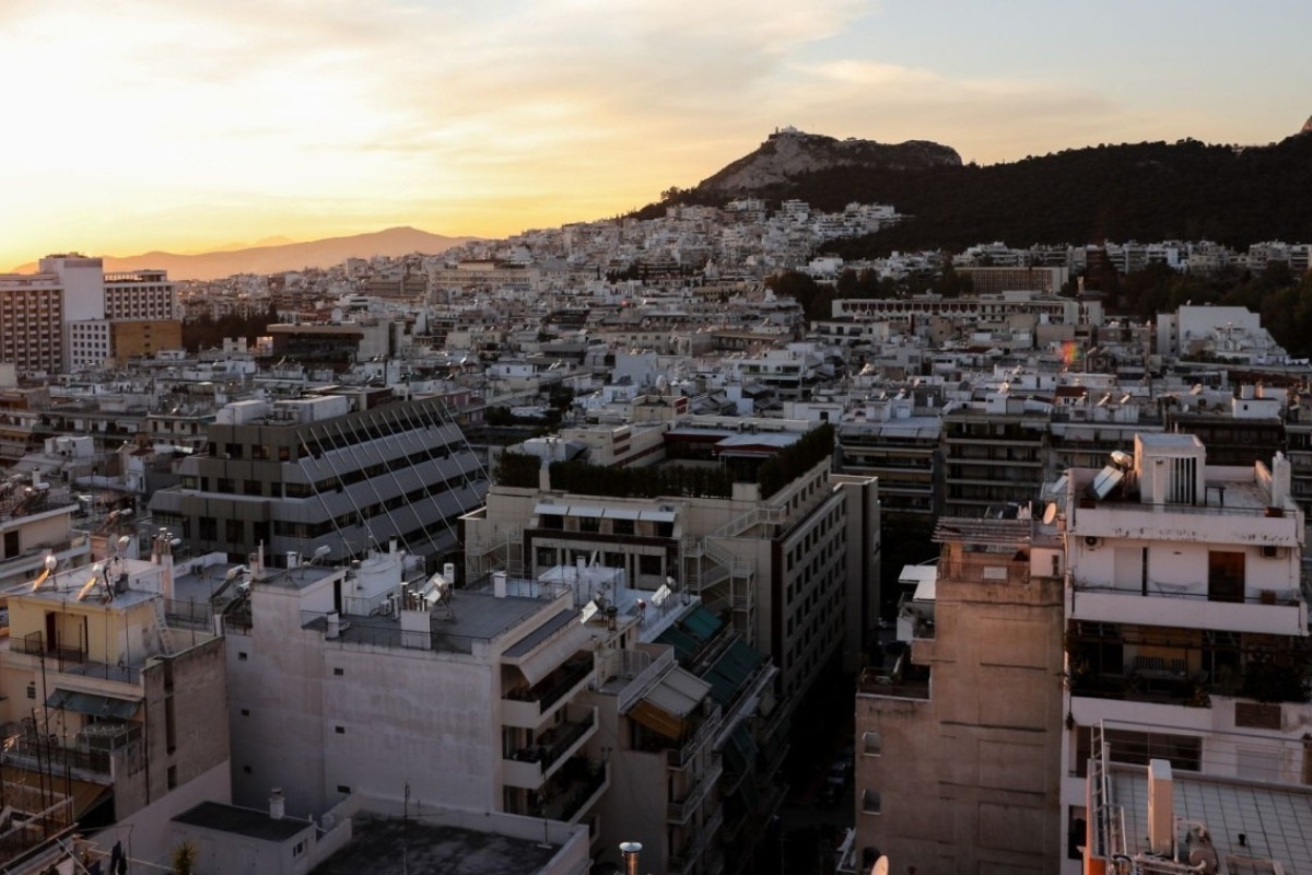 Πολυκατοικίες: Πότε παραγράφονται τα χρέη για τα κοινόχρηστα