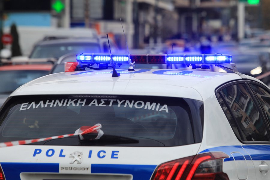 «Αμα είχε όπλο θα με σκότωνε»: Σοκάρει η 19χρονη για την επίθεση που δέχτηκε από τον 18χρονο πρώην της - «Απλά έβγαλε το μαχαίρι και μου το κάρφωσε»