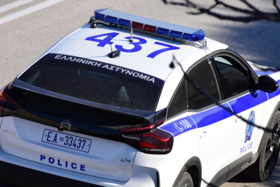 Θρίλερ στην στην Αχαΐα: Ανδρας εντοπίστηκε νεκρός στην αυλή του σπιτιού του, φέρει τραύμα από κυνηγετικό όπλο - Οι πρώτες πληροφορίες αναφέρουν ότι ο 45χρονος έβαλε τέλος στη ζωή του