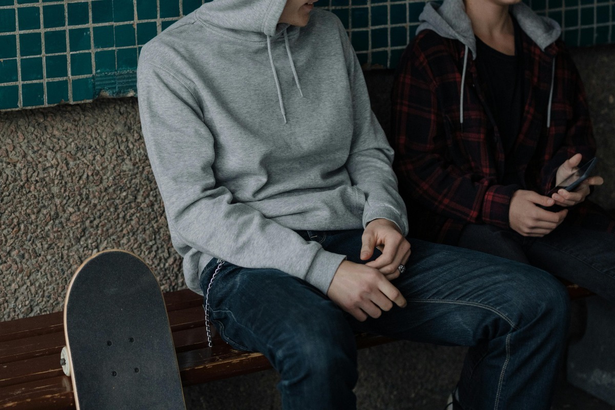 Ανδρικά φούτερ με κουκούλα: Γιατί δεν λείπουν από καμία ντουλάπα