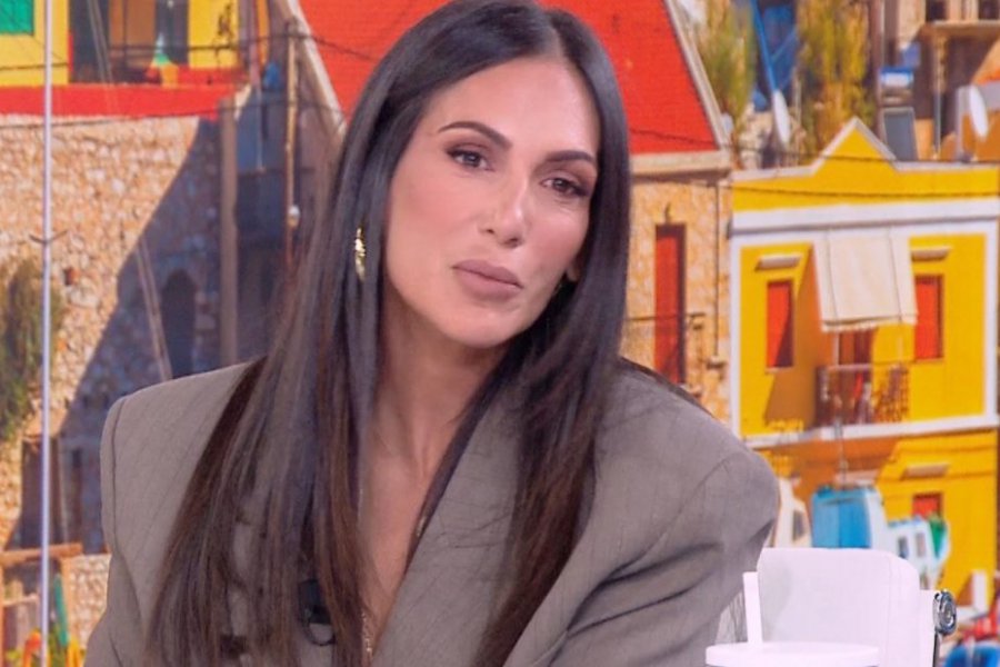 Ανθή Βούλγαρη: Αντέδρασε on air – Τα καρφιά για τους «εσκεμμένα λάθος» τίτλους