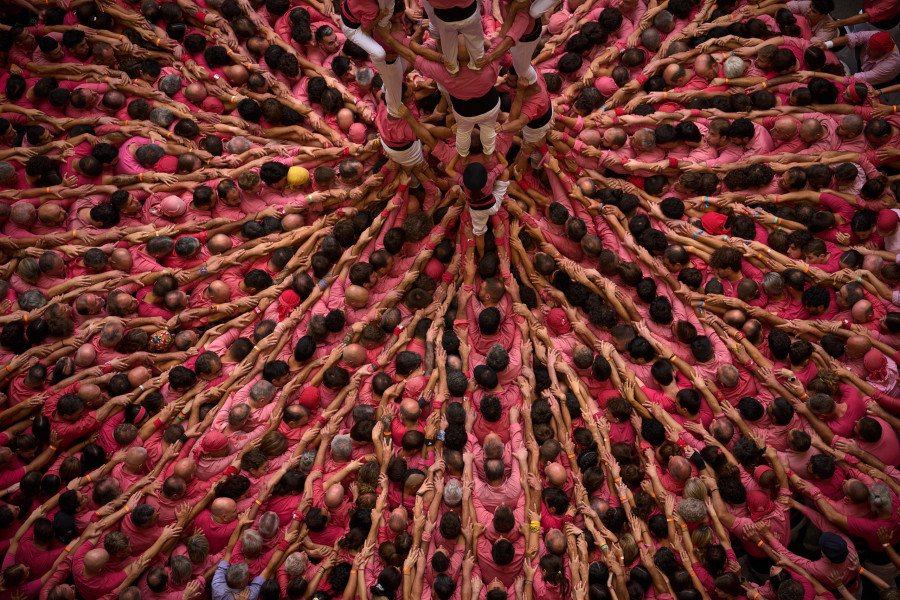APTOPIX Spain Catalonia Human Tower