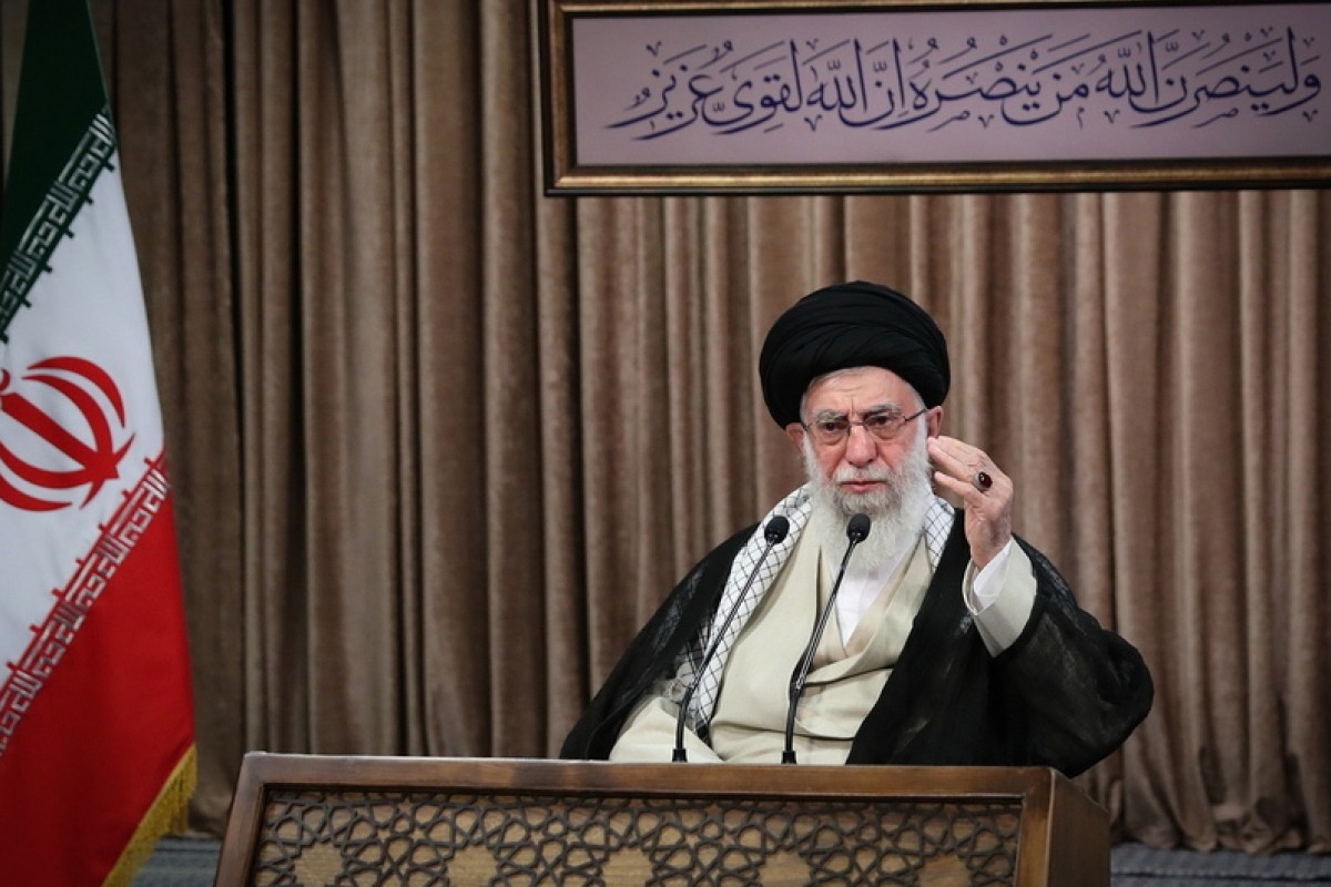 The Times: O Χαμενεΐ ετοιμάζει σχέδιο διαφυγής στη Μόσχα