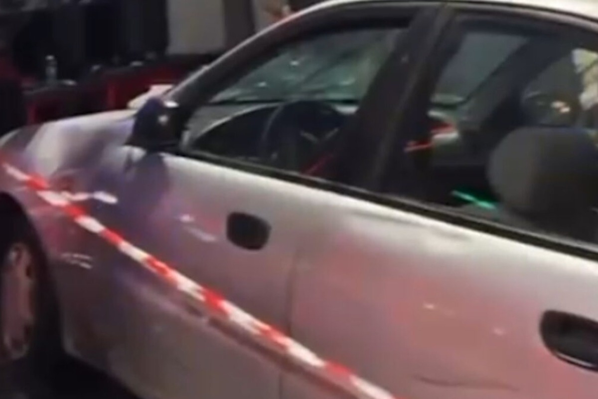 Αγιος Δημήτριος: Κινηματογραφική καταδίωξη με κλεμμένο αυτοκίνητο που μπούκαρε σε ίντερνετ καφέ