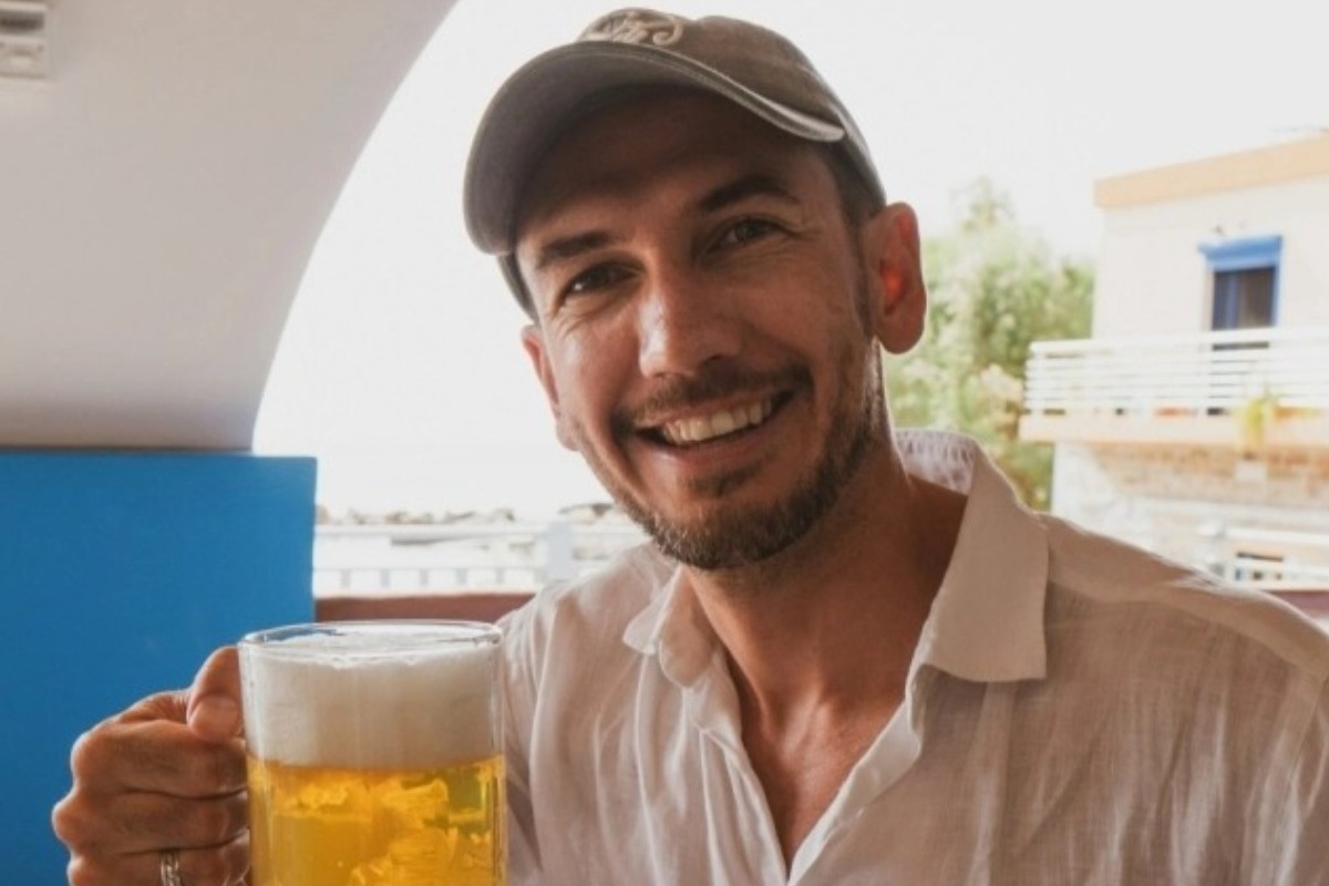 Ήπιε 3 λίτρα μπύρα στο διάλειμμα και απολύθηκε - Aποζημιώθηκε με ... 47.000 ευρώ - Και όμως, εργαζόμενος κατάφερε να πιει 3 λίτρα μπύρας εν ώρα διαλλείματος από την εργασία του, να απολυθεί και να πάρει αποζημίωση 47.000 ευρώ από την