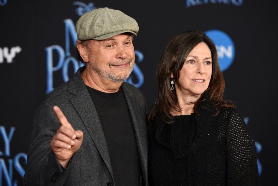 Billy Crystal,Janice Crystal