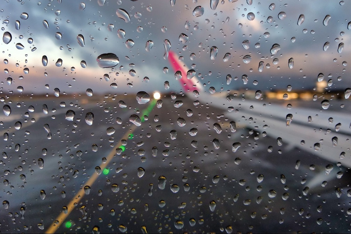 Κακοκαιρία-μαμούθ 48 ωρών: Πού χτυπά με καταιγίδες, χαλάζι και 9 μποφόρ