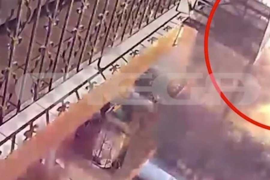 Συνελήφθη δασκάλα γιόγκα στα βόρεια προάστια που ανατίναζε αυτοκίνητα συγγενών της - Το 2016 φέρεται να είχε τοποθετήσει εκρηκτικό μηχανισμό σε αυτοκίνητο του πατέρα της