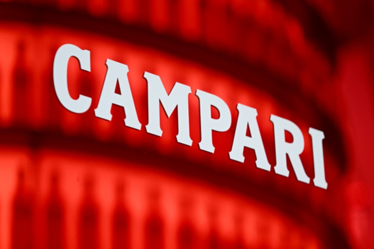 Το Campari επέστρεψε στις Κάννες για να γιορτάσει τις στιγμές που καθορίζουν το σινεμά