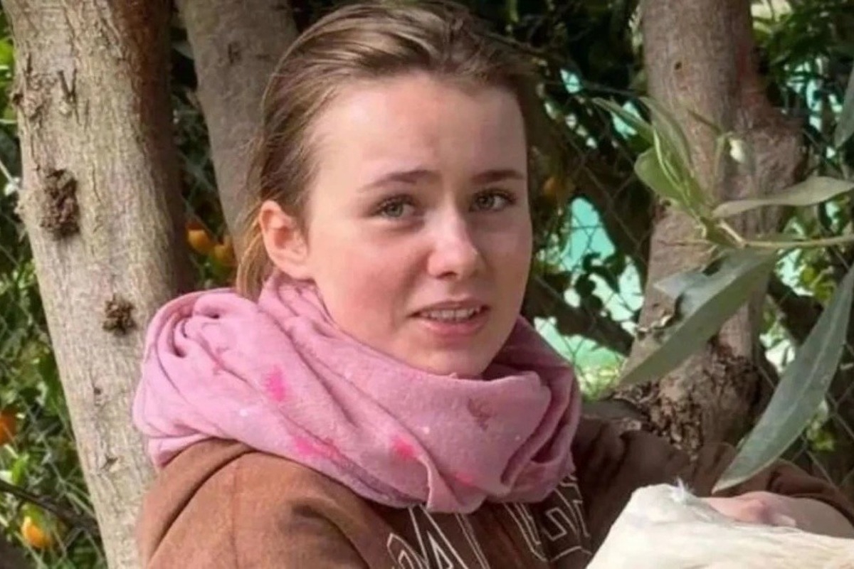 Κορυφώνεται η αγωνία για την εξαφάνιση της Λόρας: Τα δύο σενάρια που εξετάζουν οι Αρχές - Συμπληρώθηκαν δέκα ημέρες από την τελευταία της εμφάνιση της 16χρονης