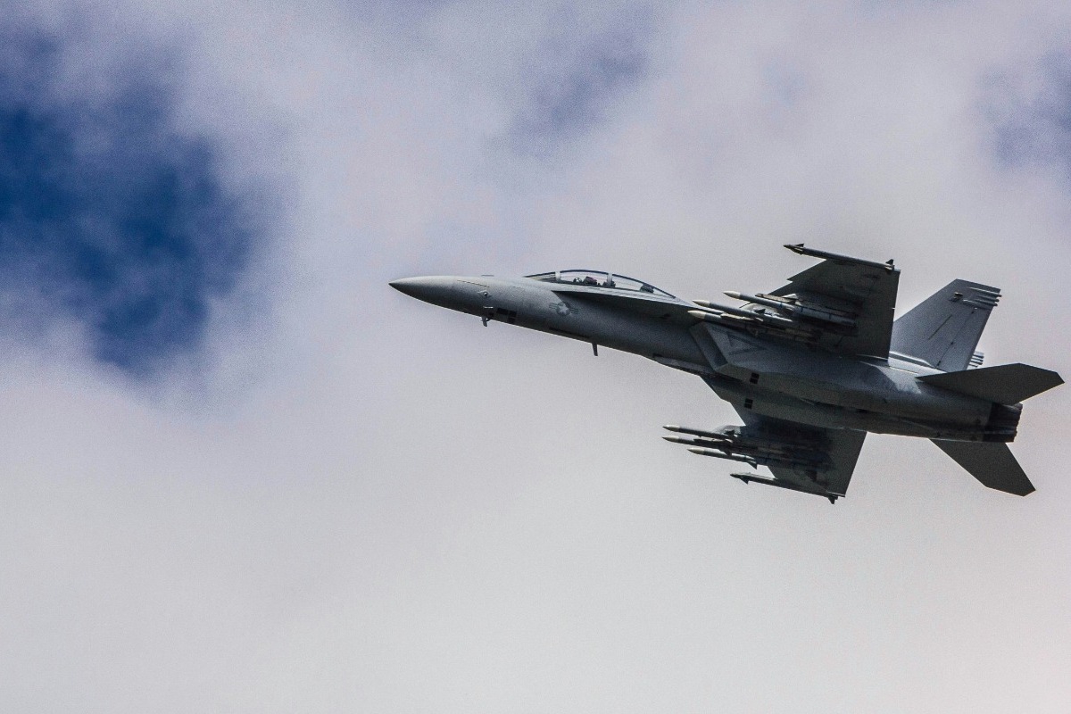 Τι πρέπει να κάνεις σε περίπτωση ενδεχόμενου πολέμου στην Ελλάδα – Οδηγός ψυχραιμίας και προετοιμασίας από το ChatGPT