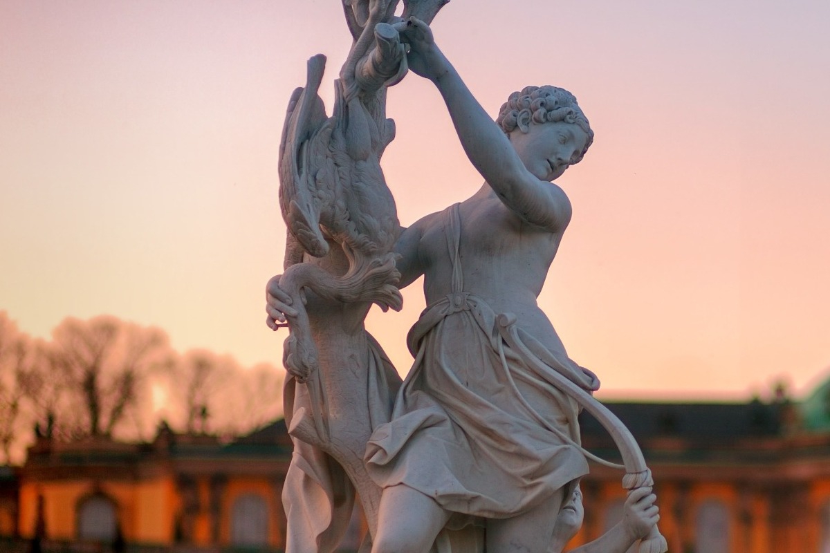 Τα ζώδια σήμερα 16/4: Το ένστικτό σου σήμερα σου δείχνει τον δρόμο