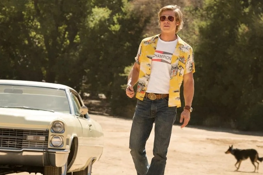 Ο Μπραντ Πιτ επιστρέφει ως Κλιφ Μπουθ: Πρώτο τρέιλερ για το sequel του «Κάποτε στο… Χόλιγουντ»