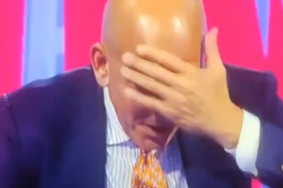 Σόου Ντι Κάνιο στην ιταλική τηλεόραση: Χτύπησε το κεφάλι του στο τραπέζι μετά από διαφωνία με την παρουσιάστρια