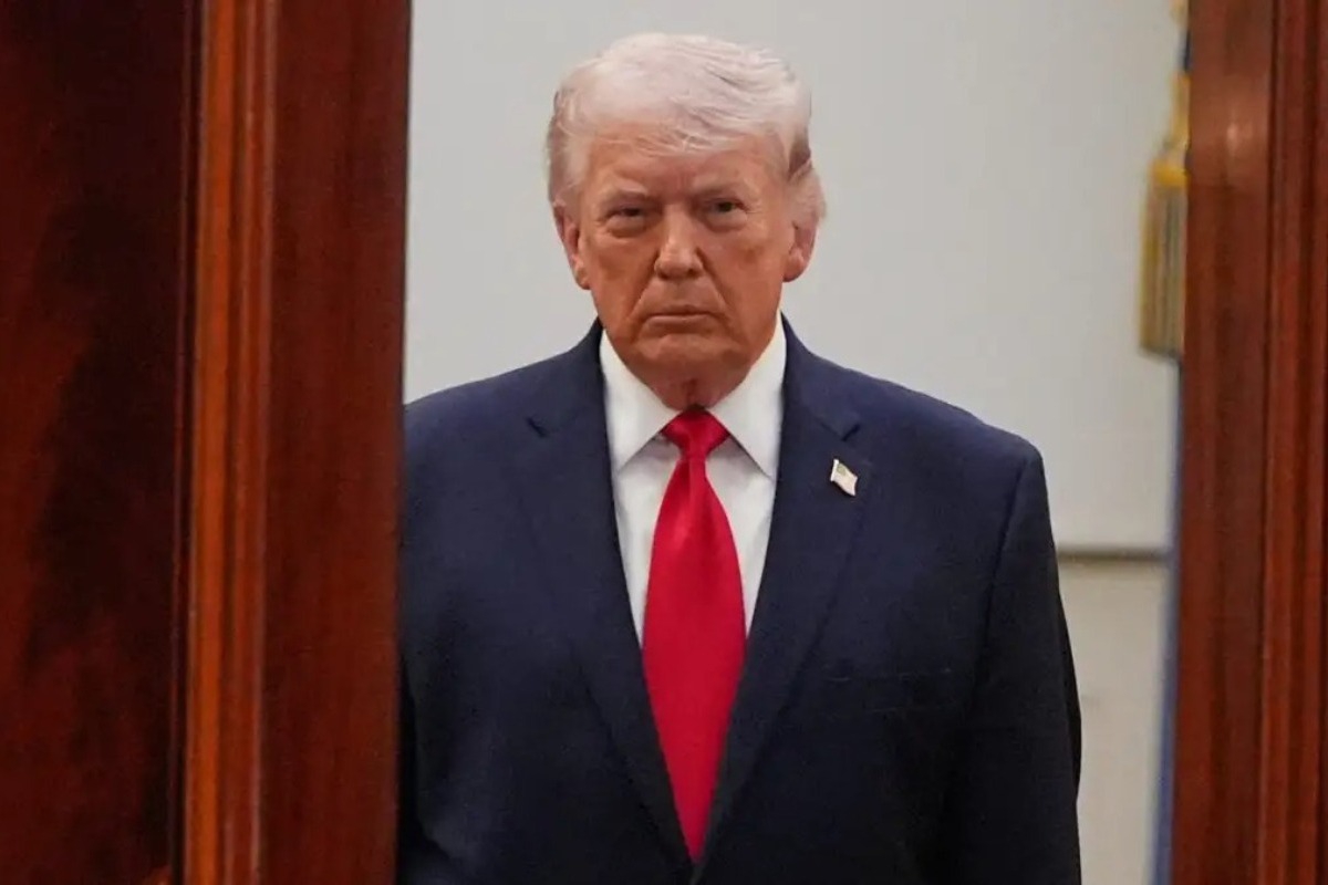 Συνεχίζει τις απειλές ο Τραμπ για τα Στενά του Ορμούζ: «Ανοίξτε τα ή θα πάτε στην κόλαση»