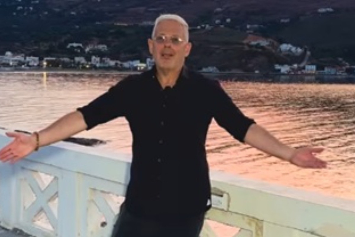 Τάσος Δούσης : «Κύριε Μητσοτάκη, ο σνομπισμός θα σας ρίξει από την εξουσία – Έρχεται εκλογικό σοκ»
