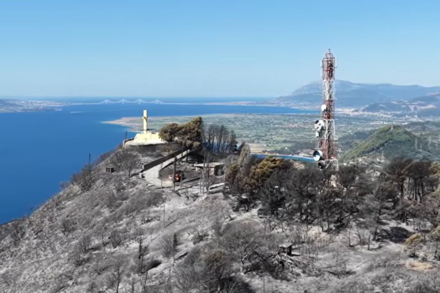 Drone κατέγραψε την καταστροφή που άφησε πίσω της η φωτιά στη Φωκίδα - Πρόκειται για τη φωτιά που ξεκίνησε το μεσημέρι της 1ης Αυγούστου σε δασική έκταση στο Σκάλωμα