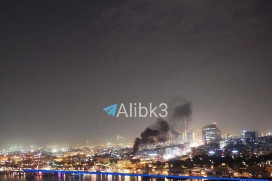 Ντουμπάι: Αναφορές για εκρήξεις και καπνούς στο αμερικάνικο προξενείο