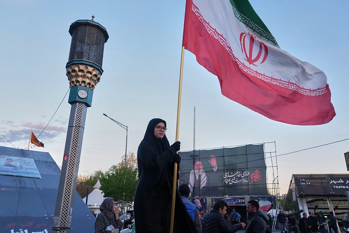 Το Ιράν απορρίπτει την εκεχειρία – Θα συνέχιζα τον πόλεμο για το πετρέλαιο, θα βγάζαμε λεφτά, λέει ο Τραμπ - «Οι άνθρωποι που βρίσκονται εκεί τώρα είναι πολύ πιο λογικοί από τους τρελούς που είχαμε στην πρώτη και τη δεύτερη φάση»