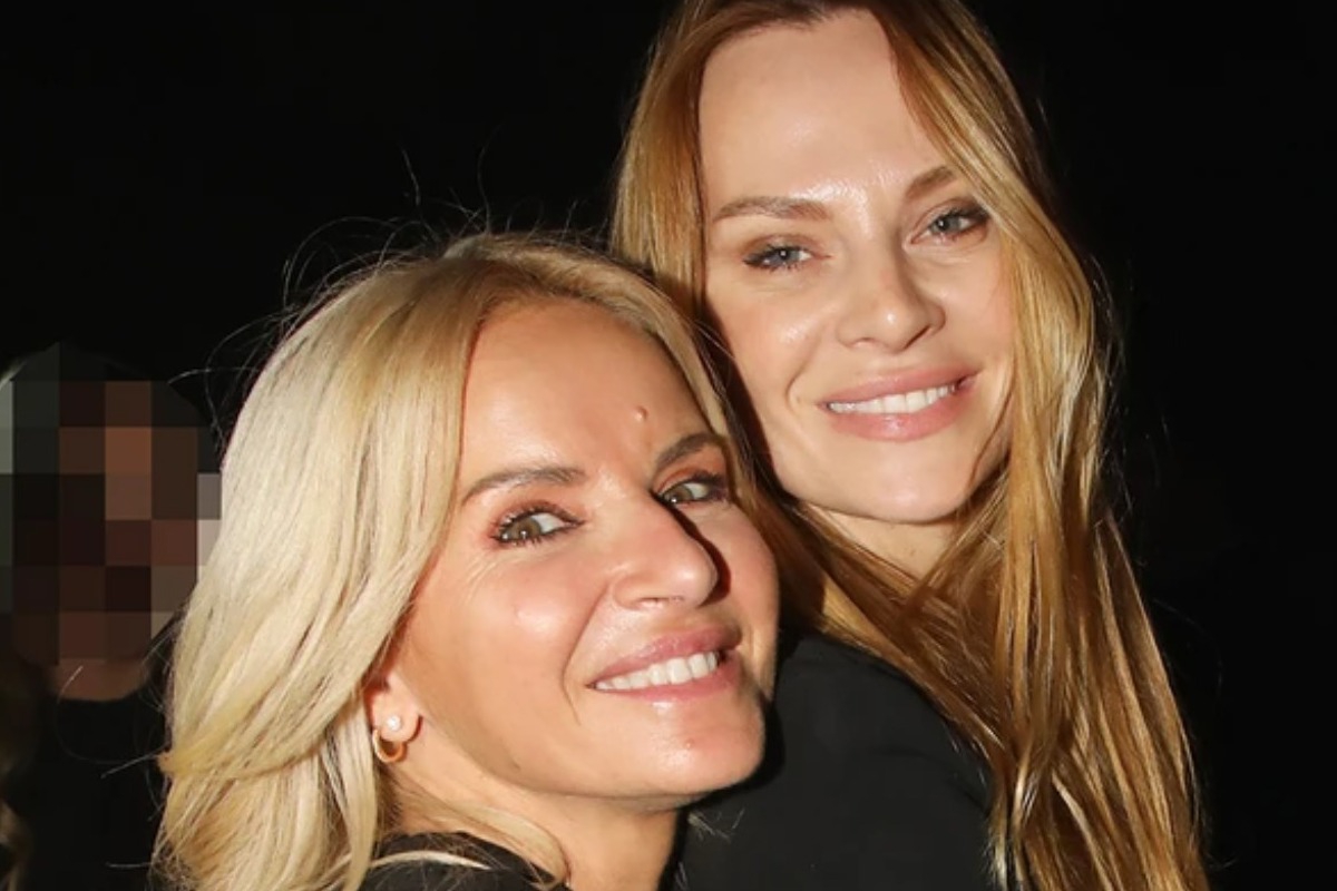 Μαρία Μπεκατώρου: Το ξεκαρδιστικό και viral βίντεο με την Υβόννη Μπόσνιακ από έξοδό τους