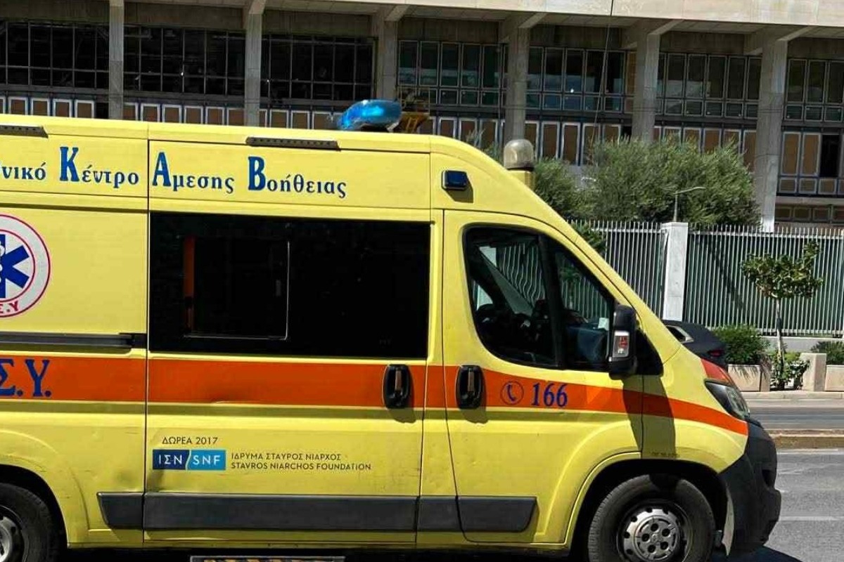 Μαρούσι: Κατέρρευσε μεσοτοιχία σε αυλή κατοικίας – Ένας τραυματίας