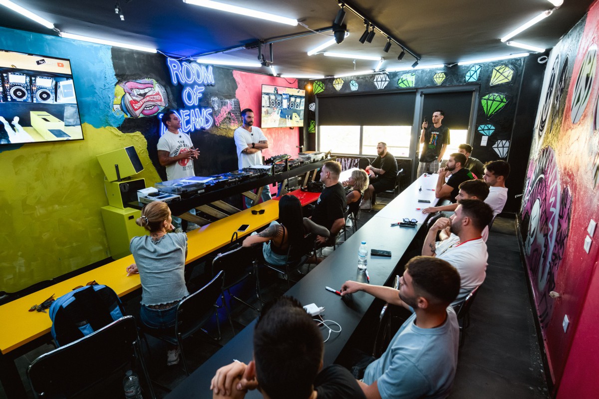 DJSA: 11 χρόνια DJ Survival Academy – Η σχολή DJing και μουσικής παραγωγής της Αθήνας