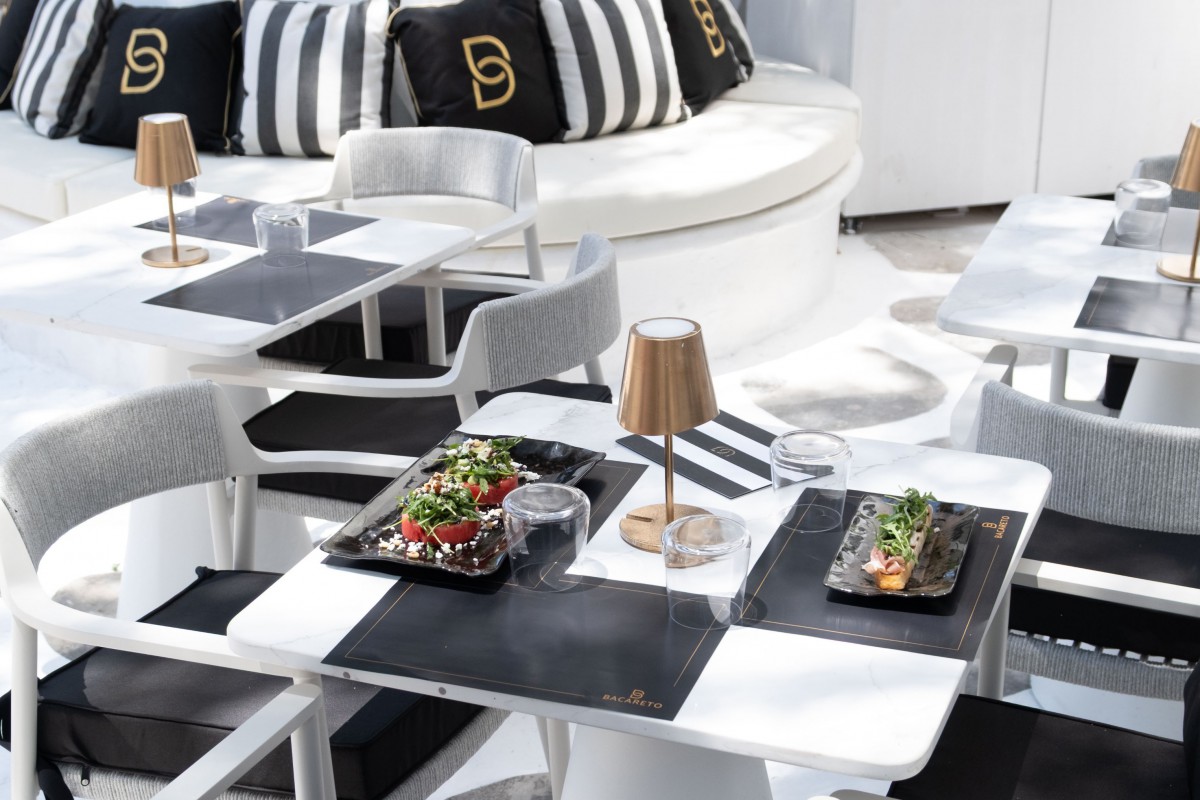 Bacareto Mykonos: Το πρώτο Bruschetti Bar στην Ελλάδα ανοίγει στη Μικρή Βενετία - Το νέο all-day address της Μυκόνου φέρνει την ιταλική aperitivo κουλτούρα με signature cocktails, δημιουργικά bruschetti και έντονη αισθητική ταυτότητ