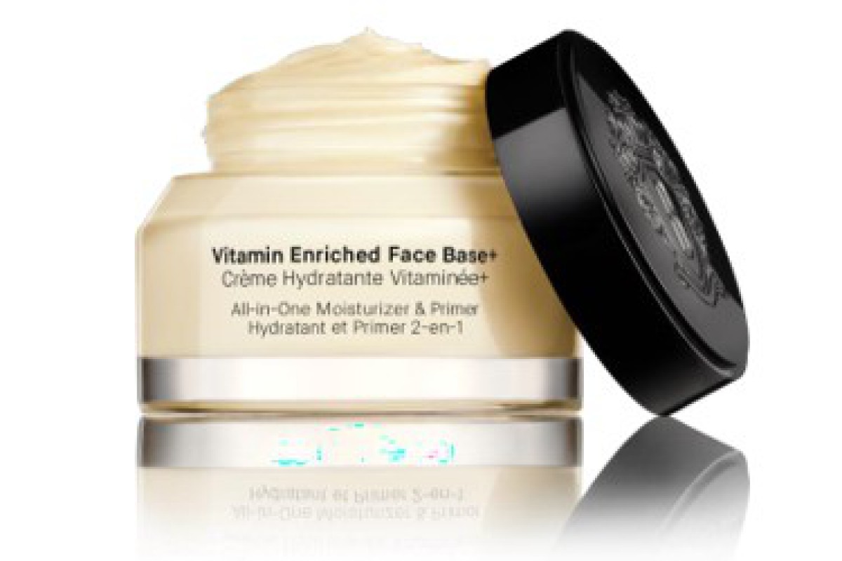 Bobbi Brown: Το νέο Vitamin Enriched Face Base+ με 24ωρη απόδοση και SuperVitamin Blend