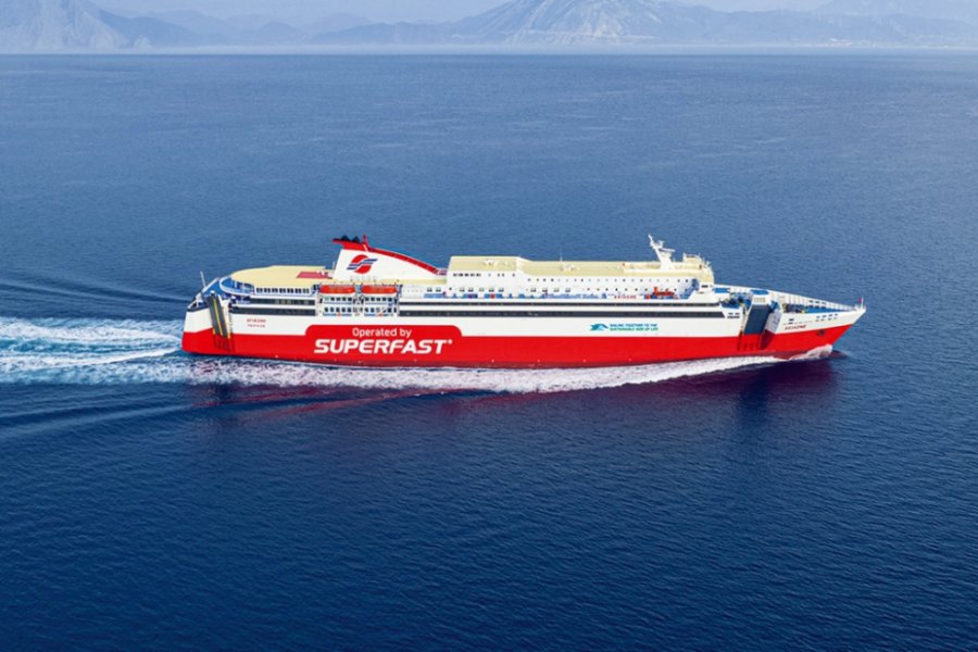 Έσπασαν κάβοι του «Αριάδνη» κατά την πρόσδεση στη Μυτιλήνη, το πλοίο προσέκρουσε στην προβλήτα - Στο πλοίο επέβαιναν 286 επιβάτες - Δεν αναφέρθηκε τραυματισμός από το περιστατικό