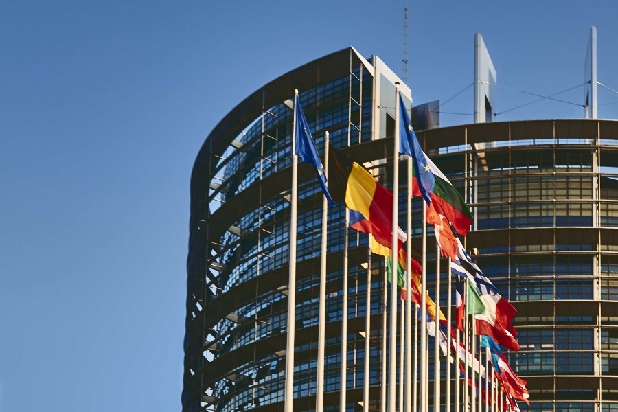 Η ΕΕ προσφέρει 450 εκατ. ευρώ σε ανθρωπιστική βοήθεια για τη Μέση Ανατολή