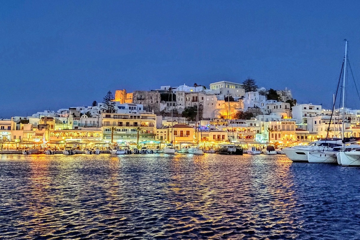 Το ελληνικό νησί που «σάρωσε» τον κόσμο και ανακηρύχθηκε ο Νο1 προορισμός για το 2026