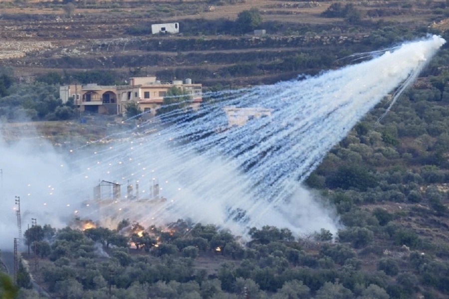 Λίβανος: Οργανώσεις κατηγορούν το Ισραήλ πως χτύπησε σπίτια αμάχων με λευκό φώσφορο - Το Παρατηρητήριο Ανθρωπίνων Δικαιωμάτων έκανε έκθεση κατά την οποία κάνει λόγο για παραβίαση του Διεθνούς δικαίου